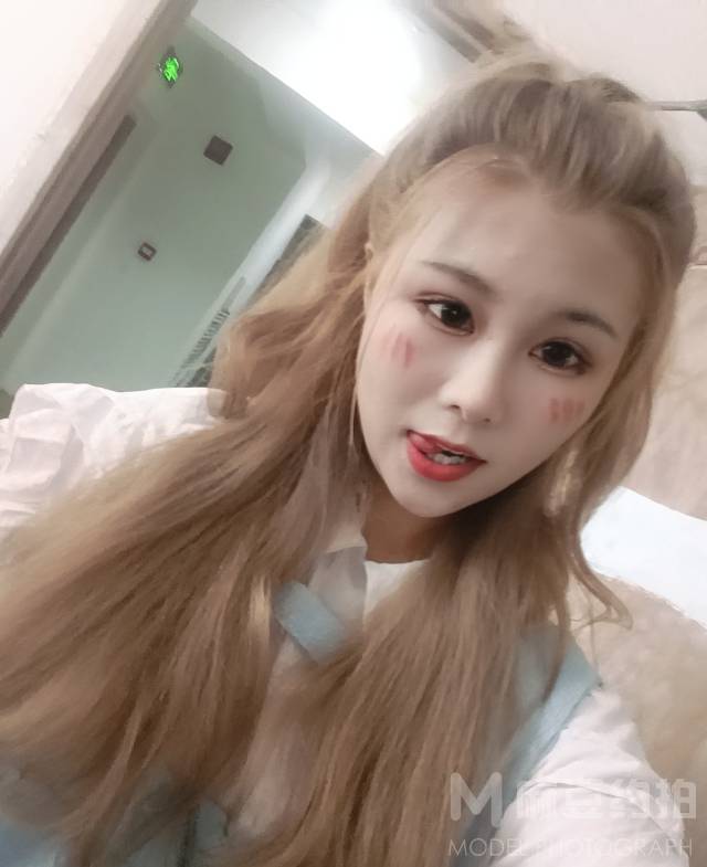 民国模特