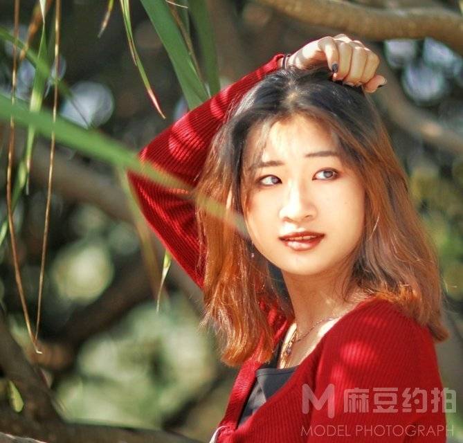 校园模特