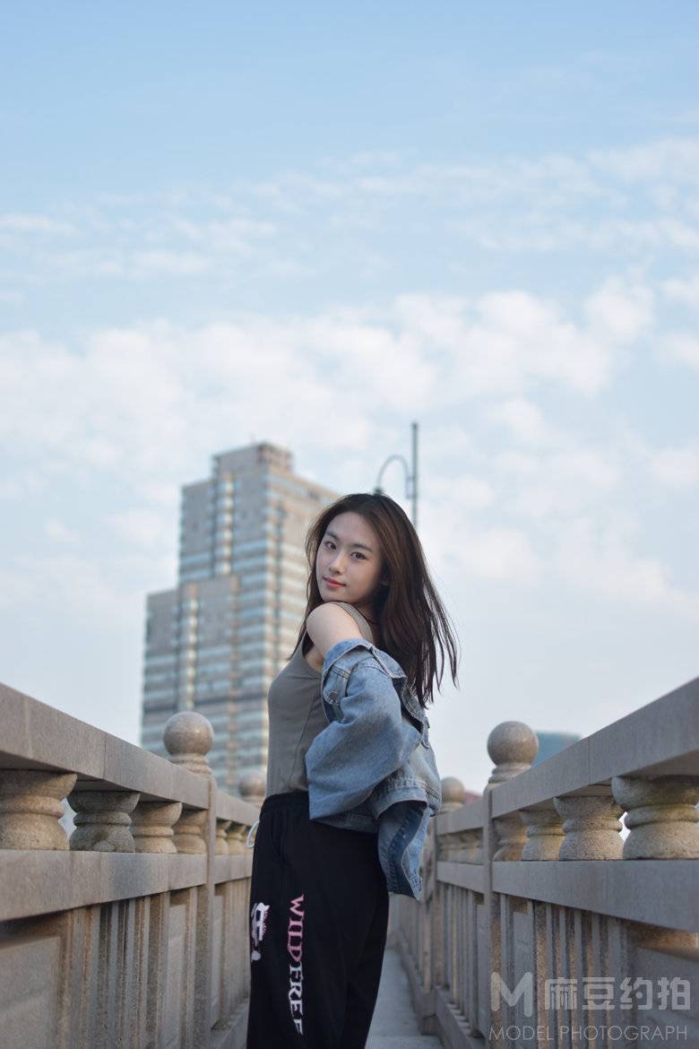 清新模特