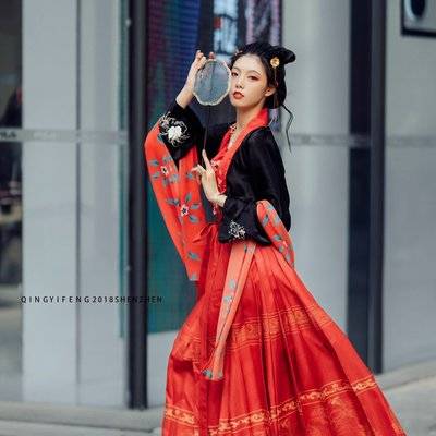 汉服模特