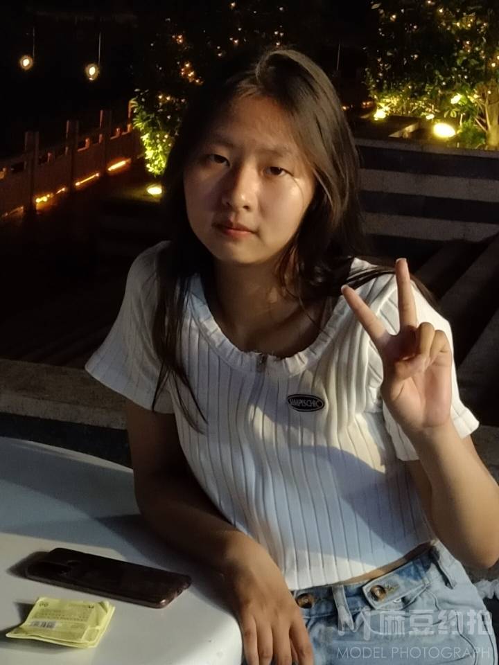 纪实模特
