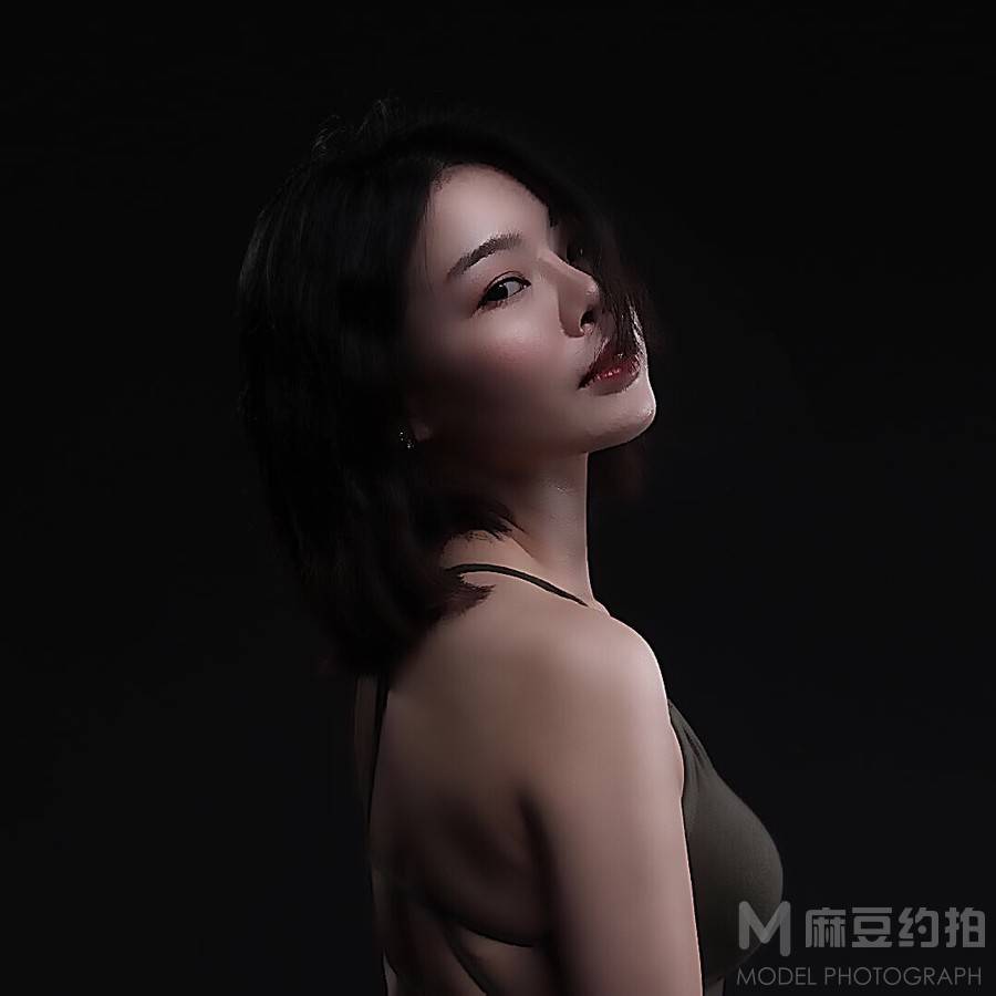 暗黑模特