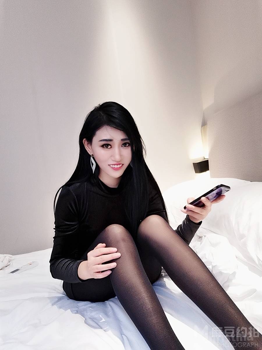 黑白模特
