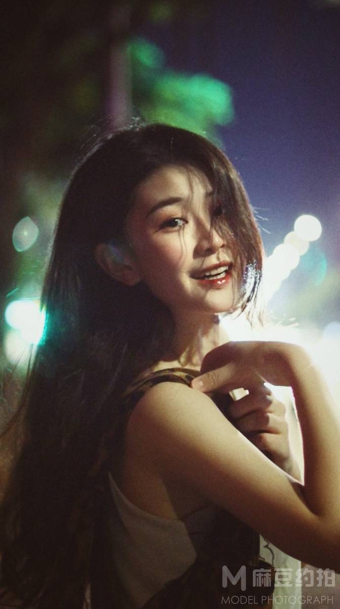 夜景模特