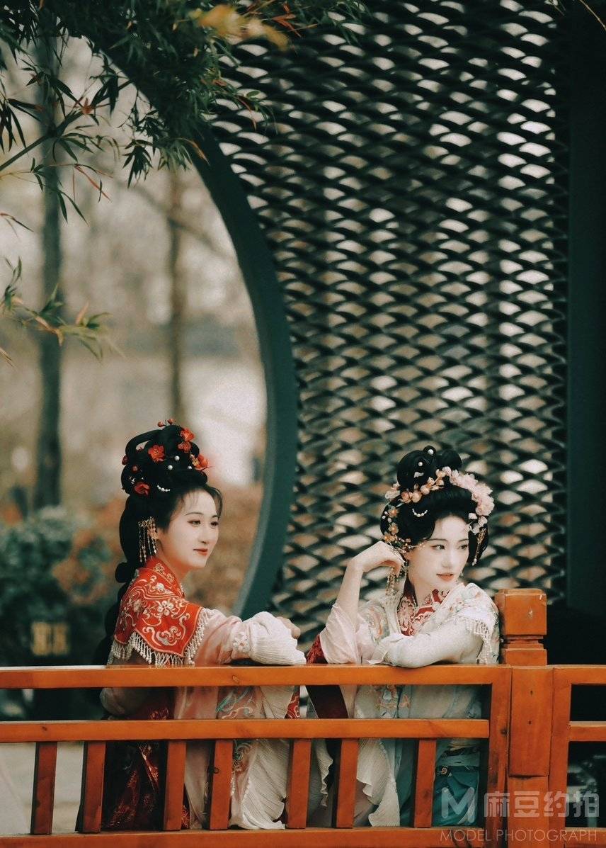 汉服模特