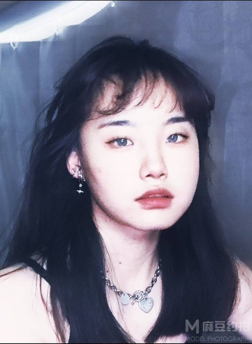 胶片模特