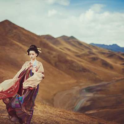 汉服模特
