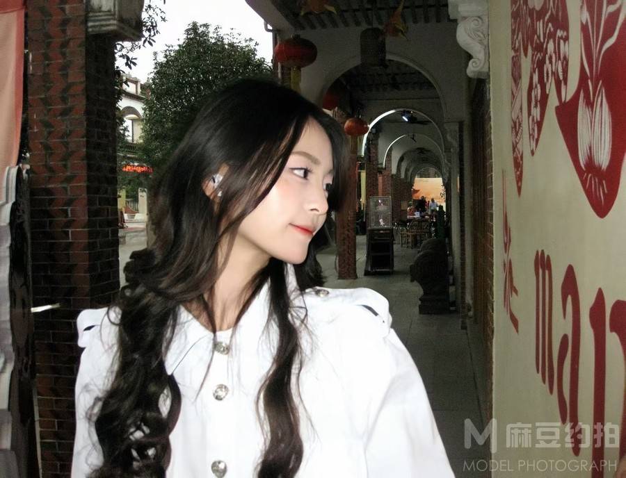 妆容模特