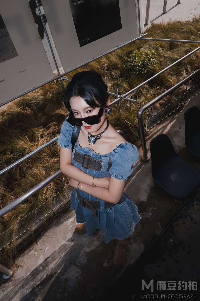 胶片模特