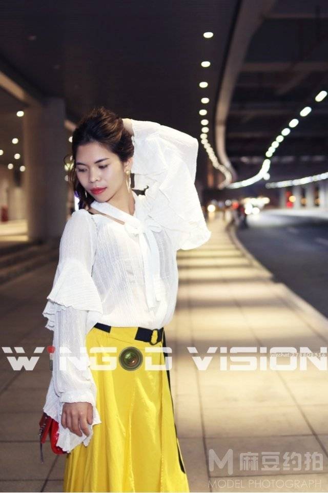 夜景模特