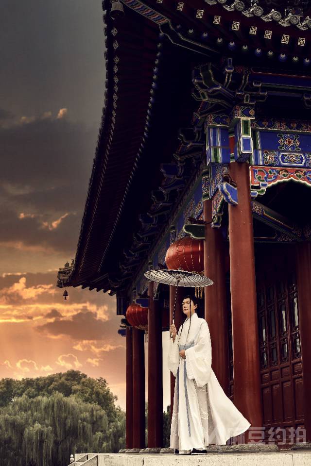汉服模特