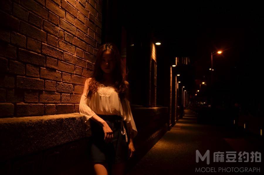 夜景模特