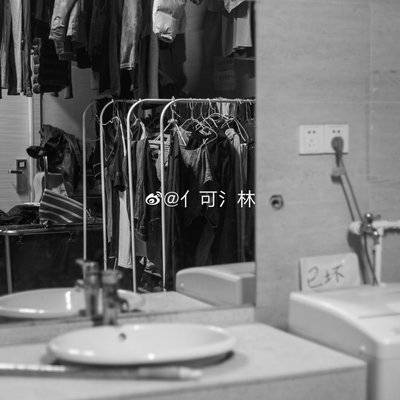 黑白模特