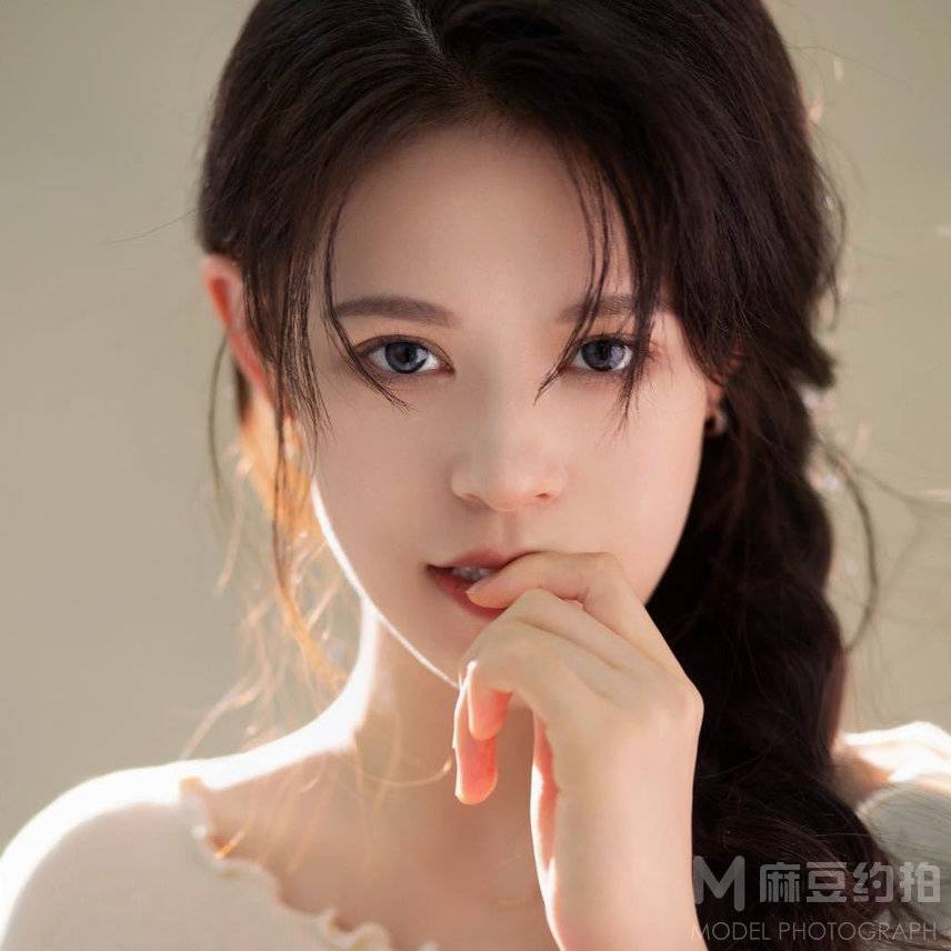 纪实模特