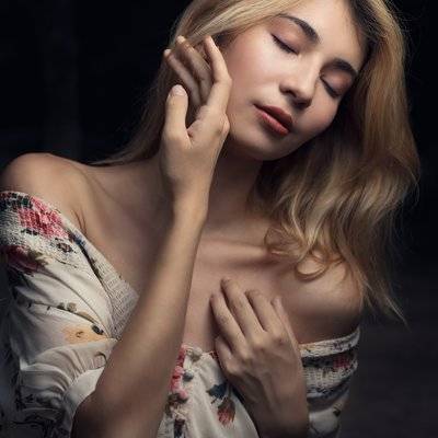情绪模特