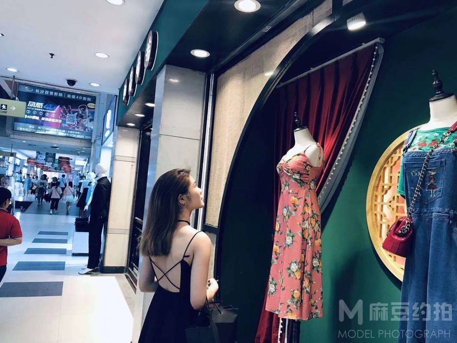 校园模特