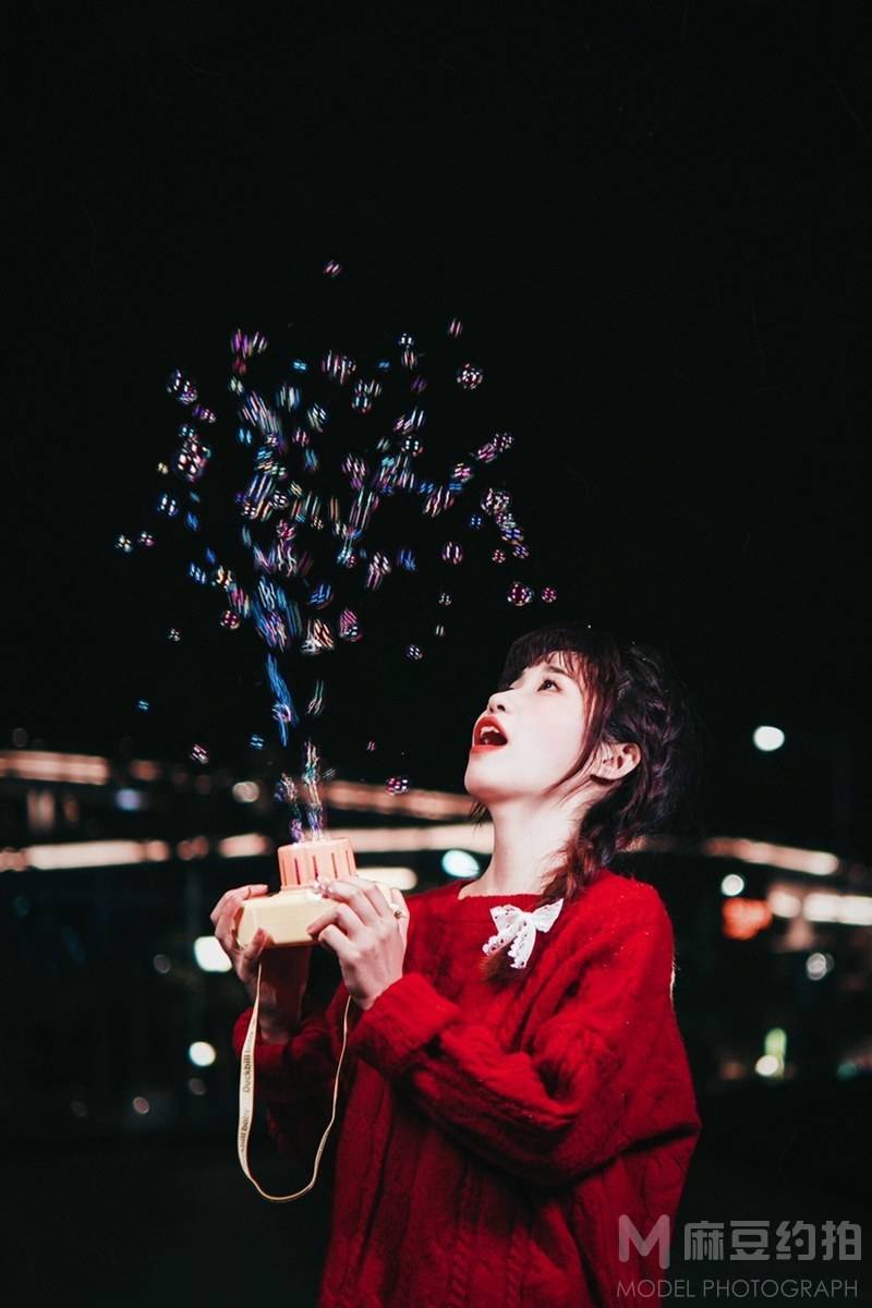 夜景模特