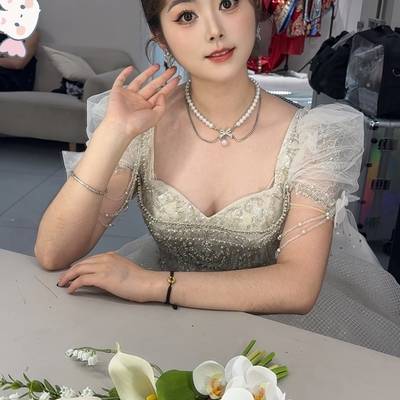 妆容模特