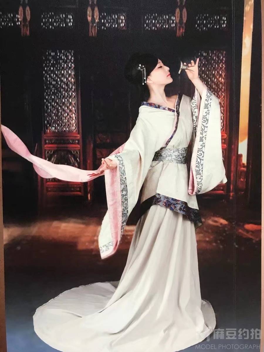 民国模特