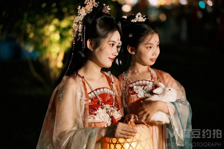 夜景模特