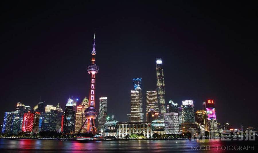 夜景模特