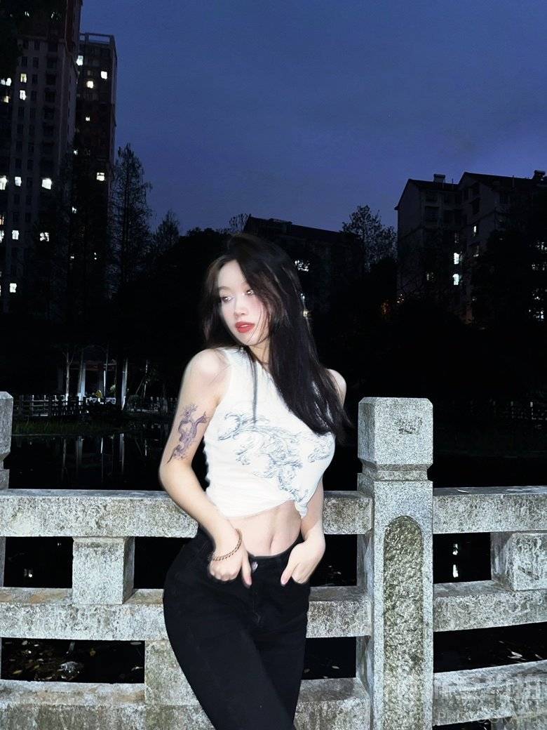 胶片模特