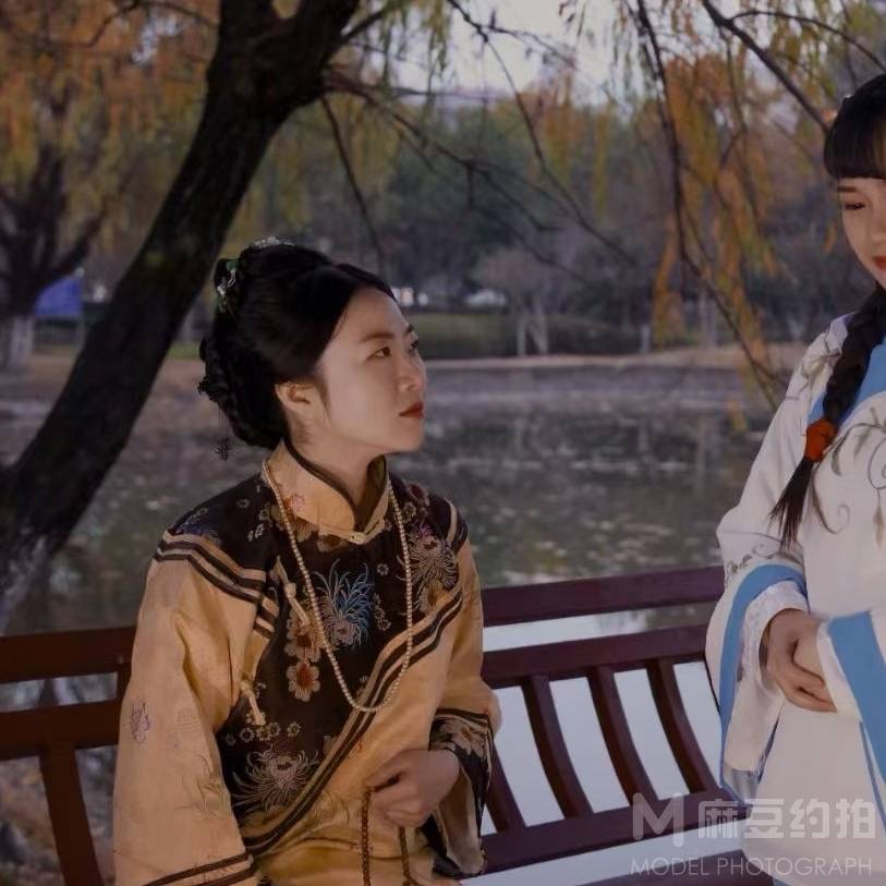 妆容模特