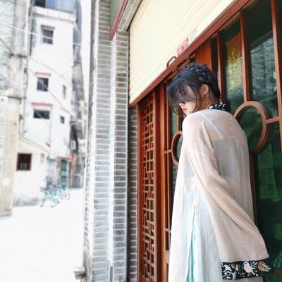 汉服模特