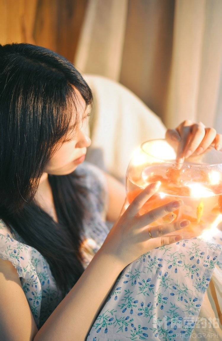 胶片模特