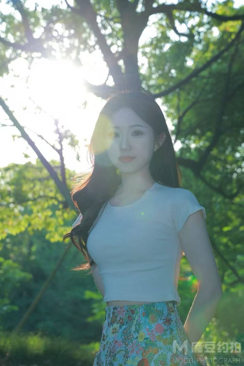 胶片模特