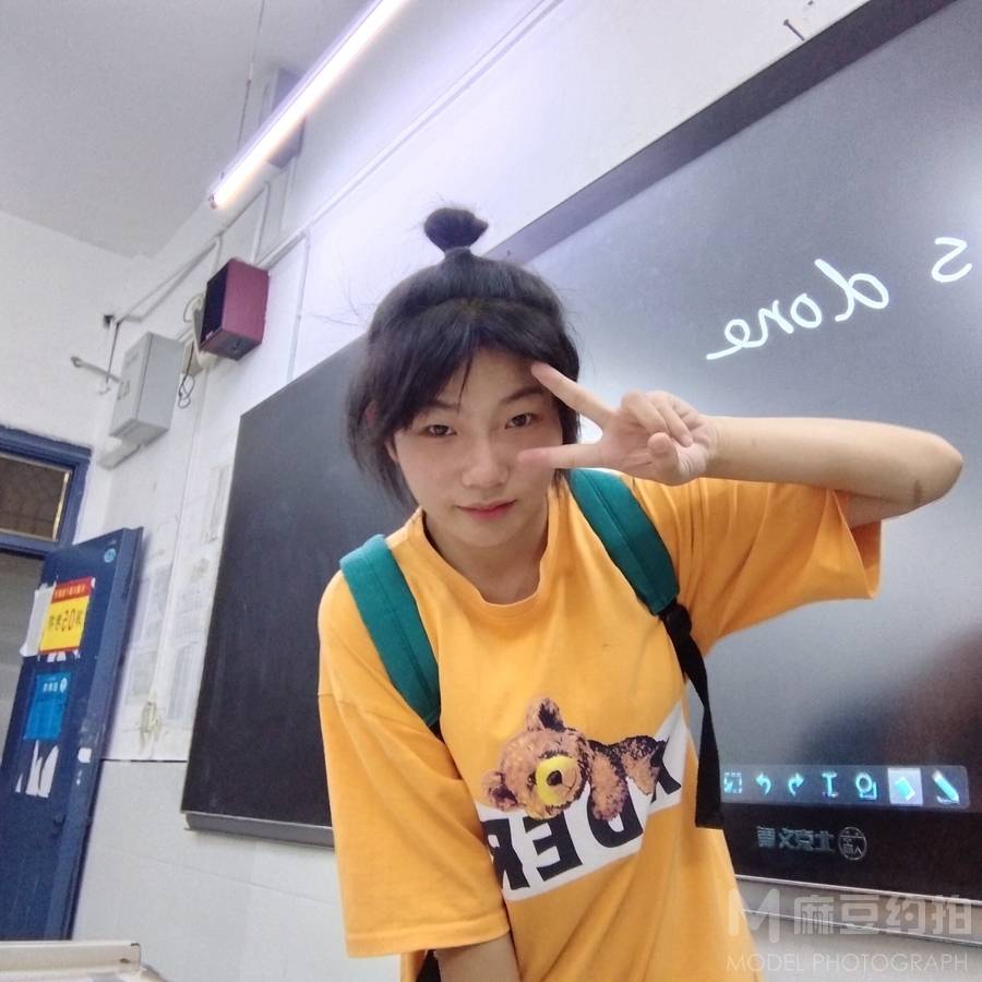 少女模特