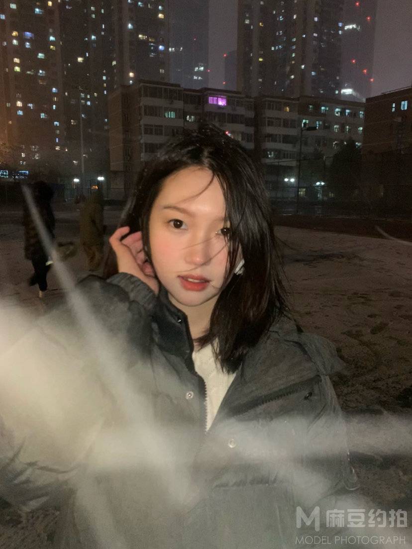 校园模特
