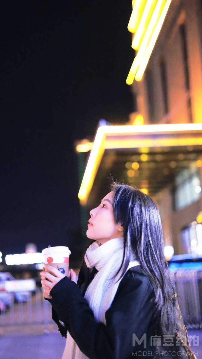 夜景模特