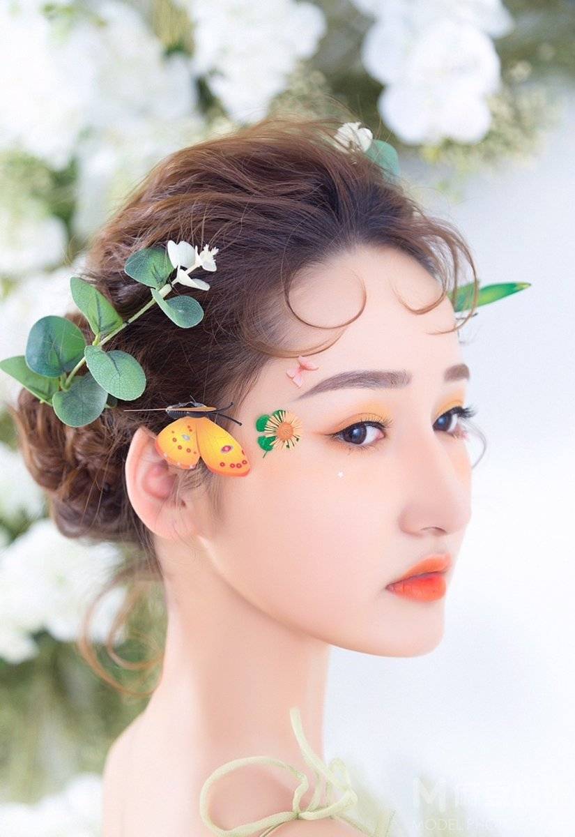 情绪模特
