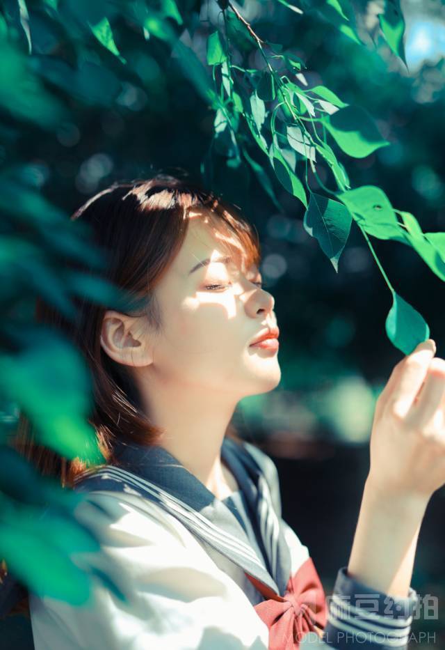 校园模特