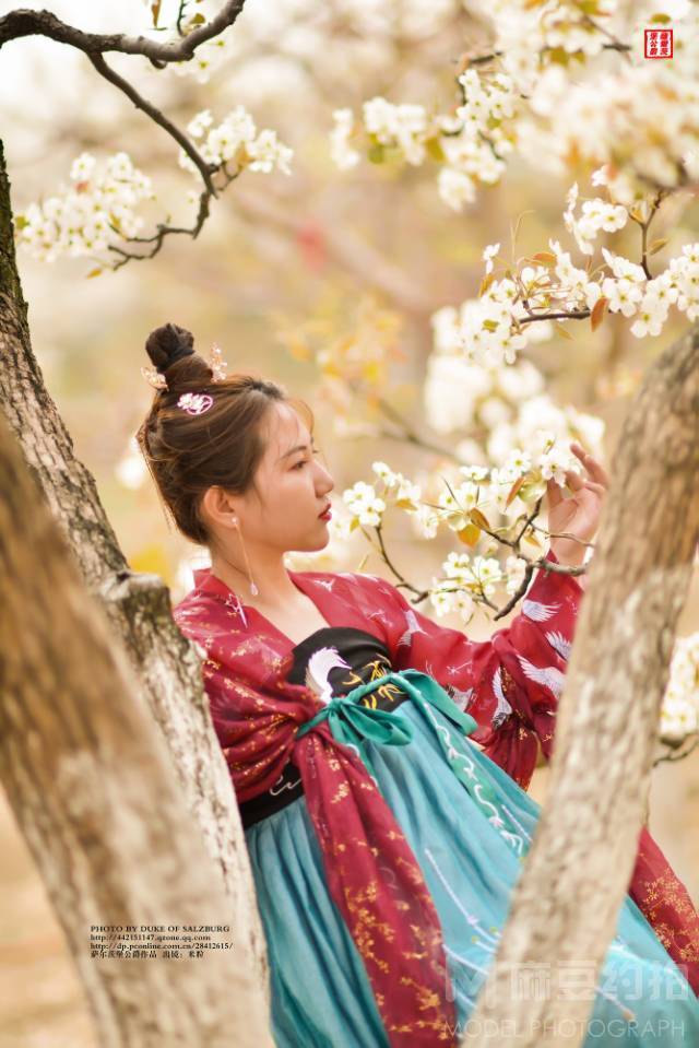 汉服模特