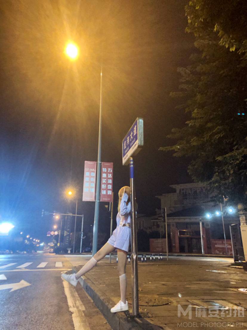 清新模特