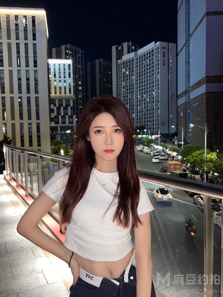 胶片模特