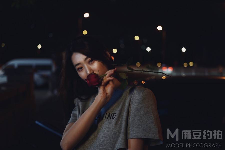 夜景模特
