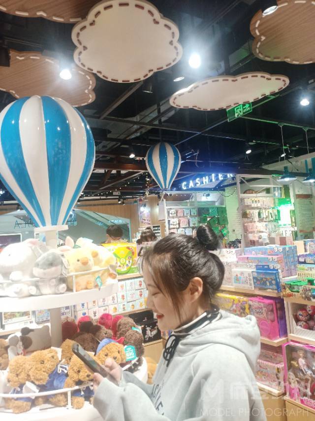 清新模特