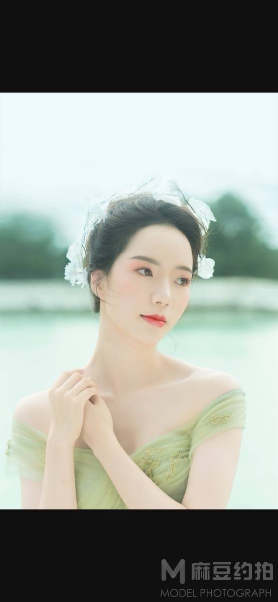 清新模特