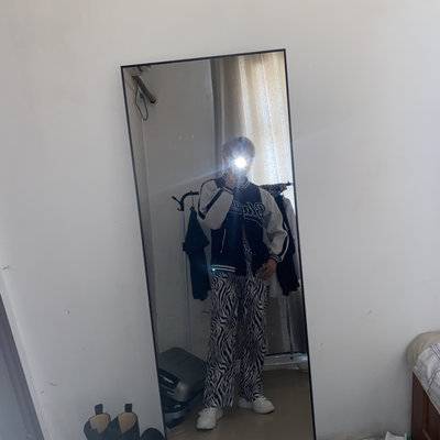 黑白模特