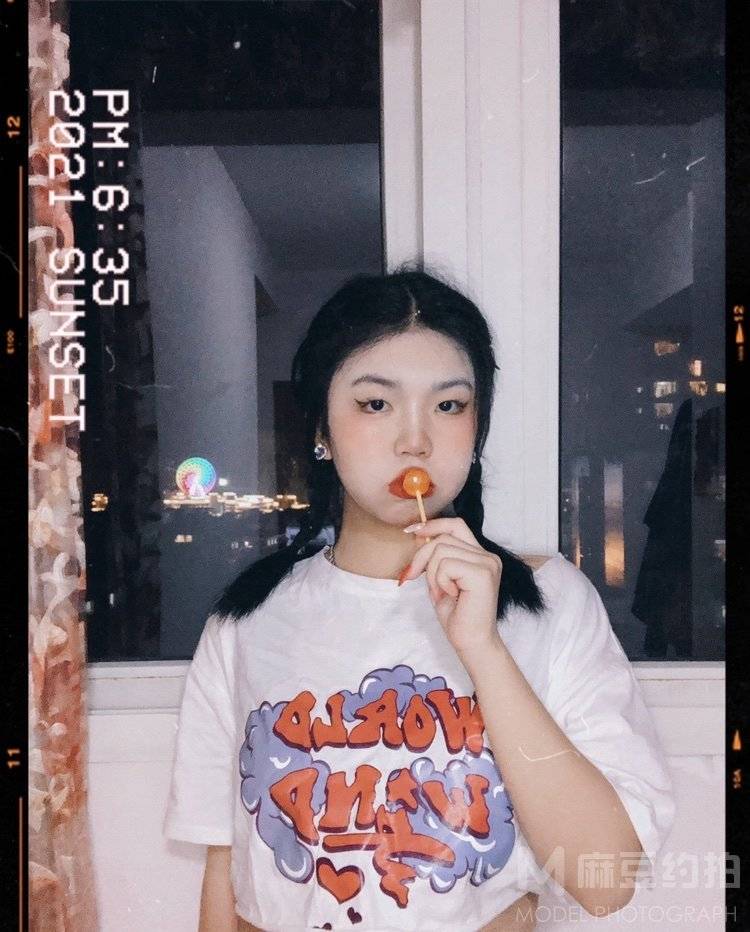 校园模特