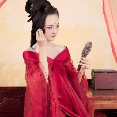 汉服模特
