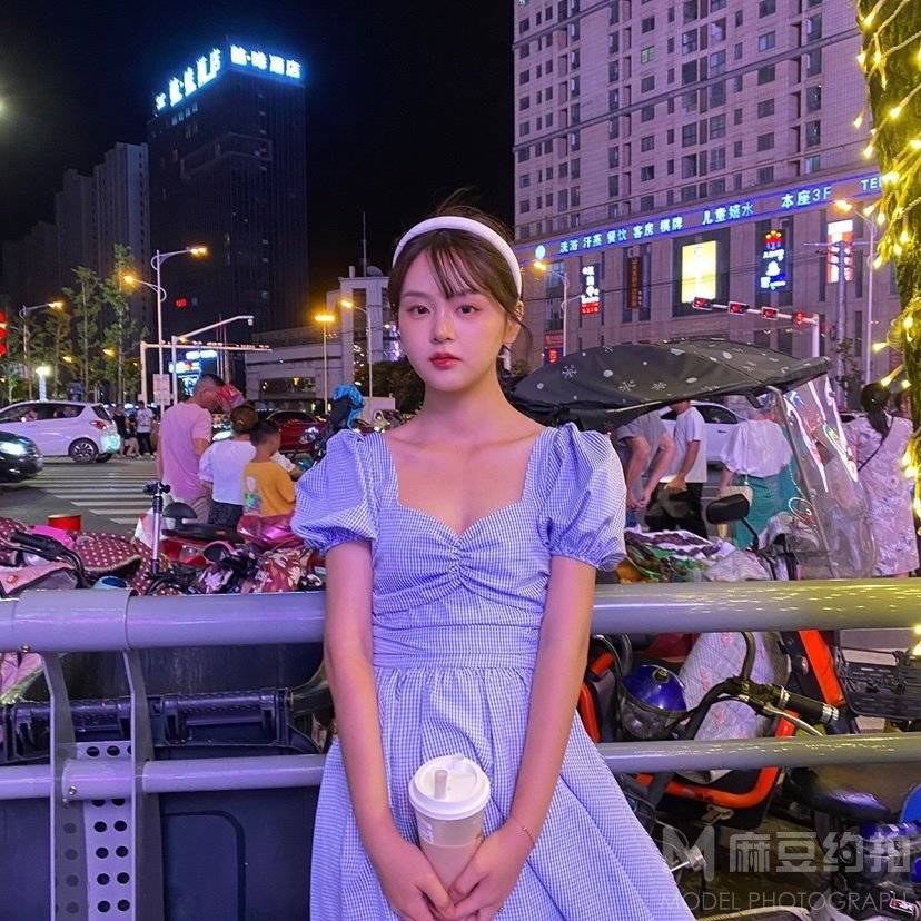 清新模特