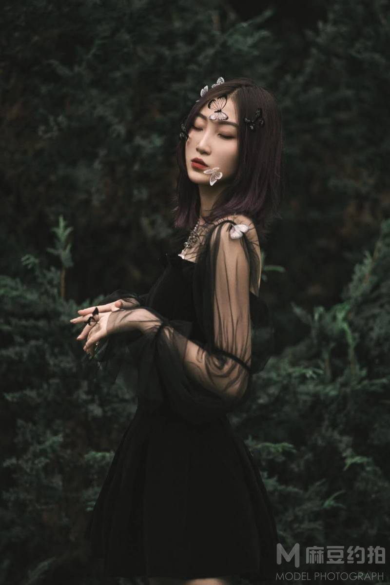 暗黑模特
