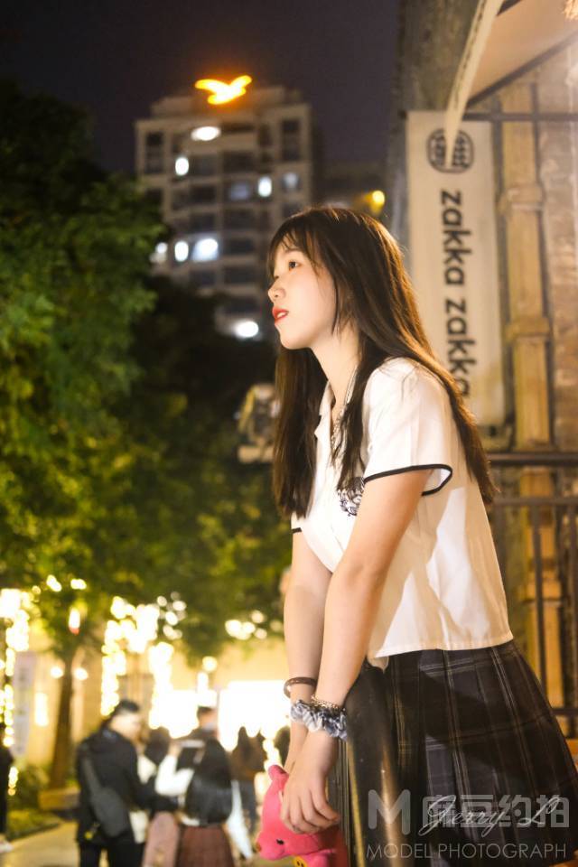 夜景模特
