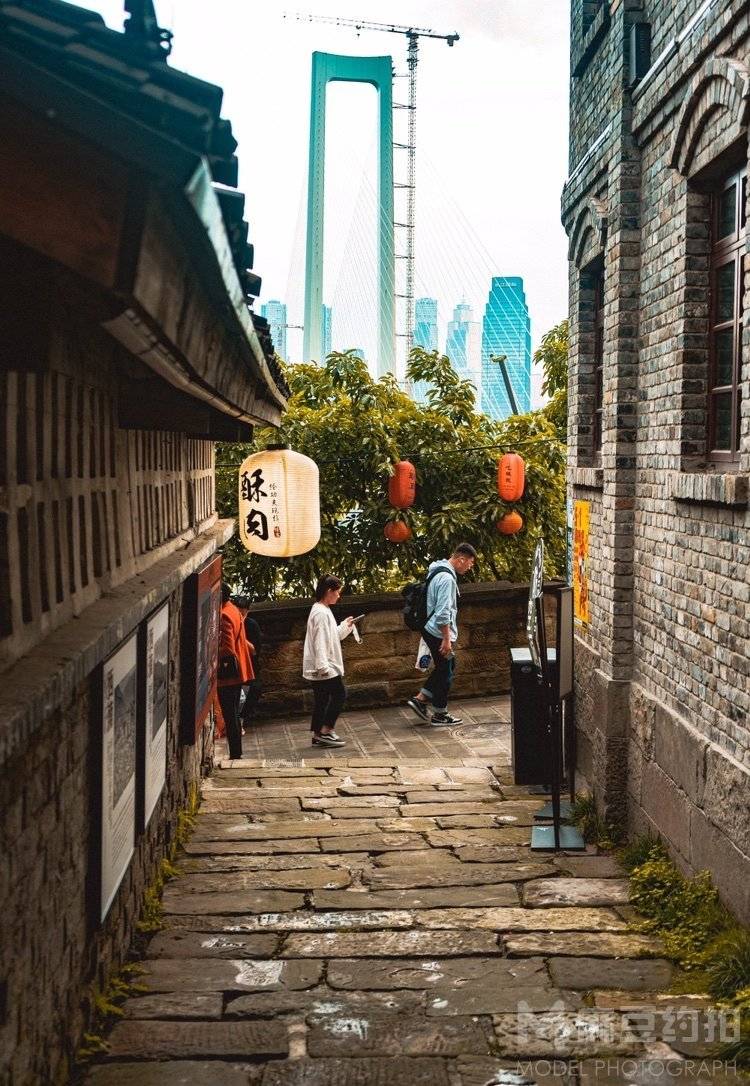 纪实模特