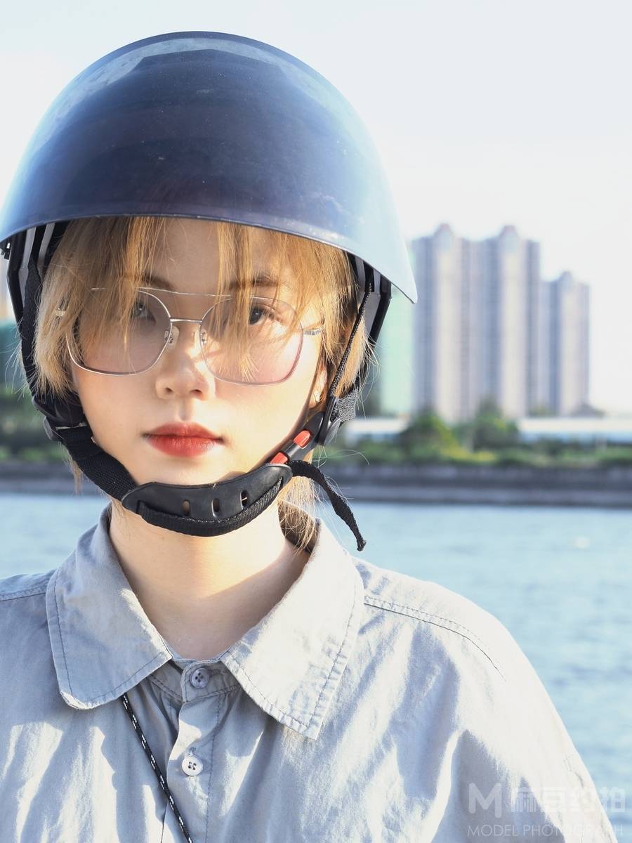 胶片模特