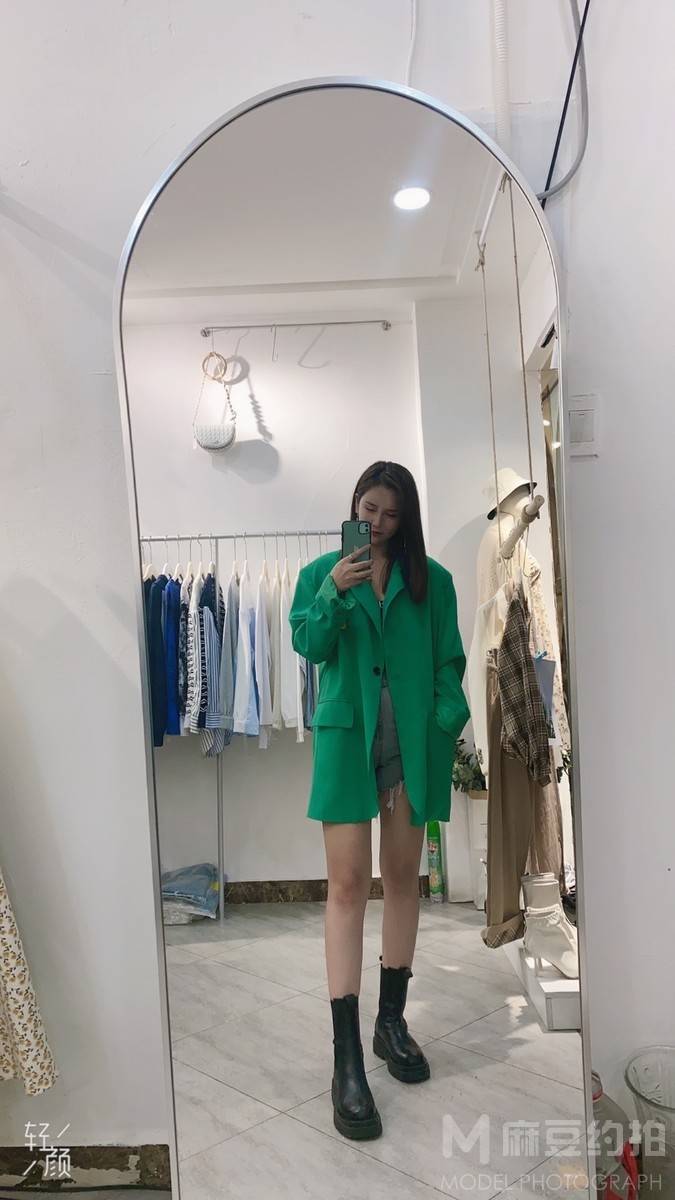 清新模特